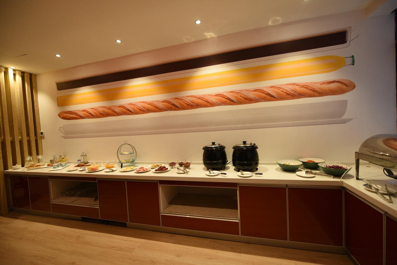Ibis Xi'An Lintong Huaqing Hot Spring Hotel Dış mekan fotoğraf